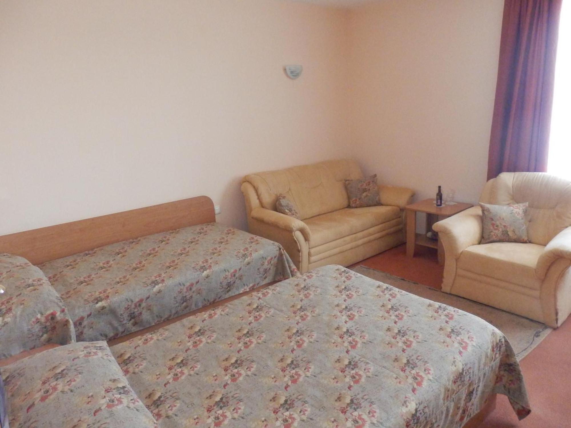 Семеен Хотел Роза Kazanlŭk Zimmer foto